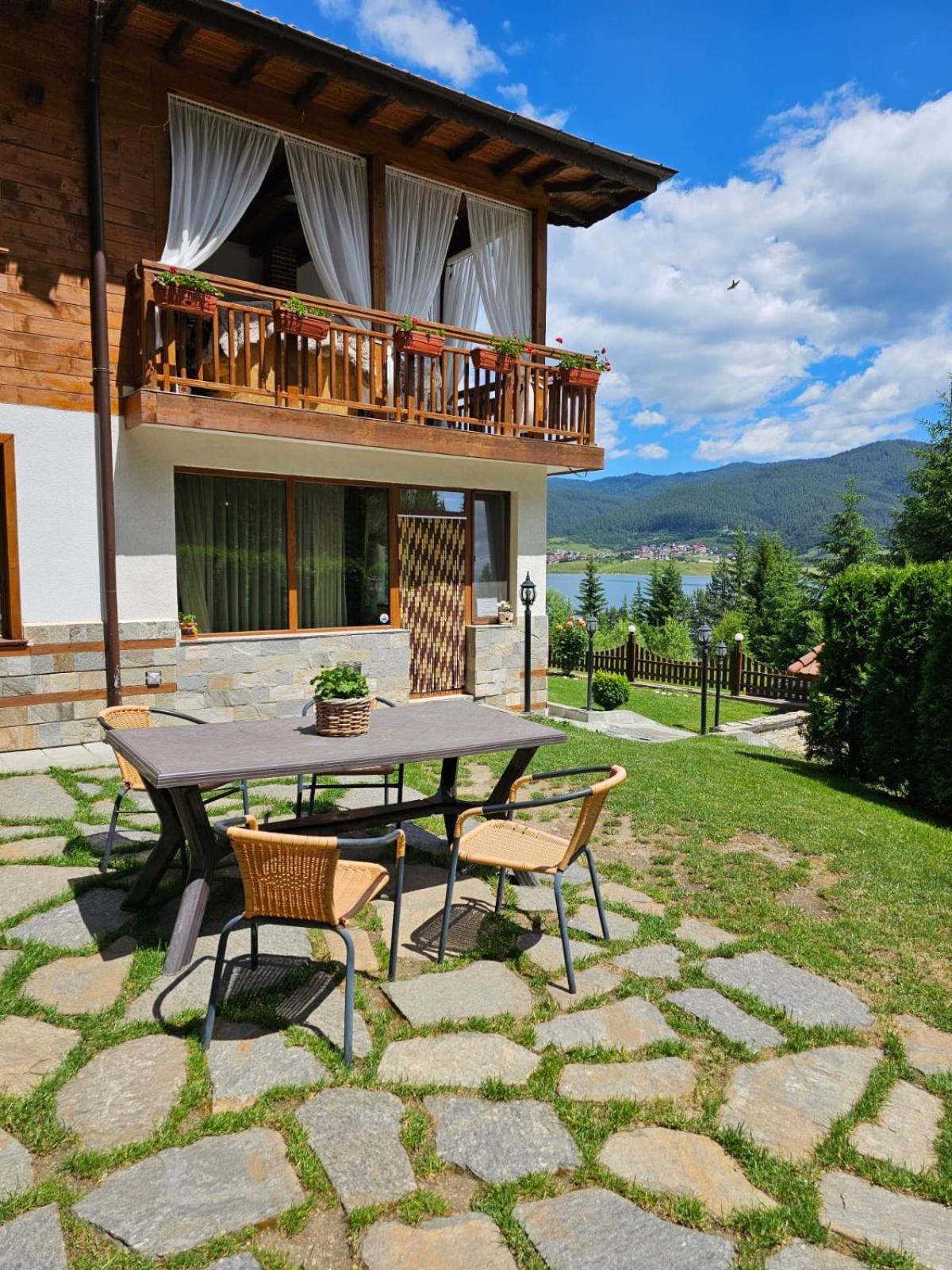 Villa Hills - Къща За Гости С Храна Orlino Exterior photo